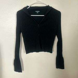 Cozy black collared Y2K cardigan sweater🖤